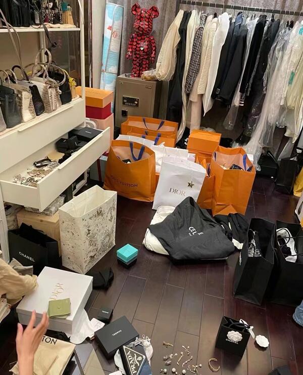 云浮市云城回收顶奢鞋服